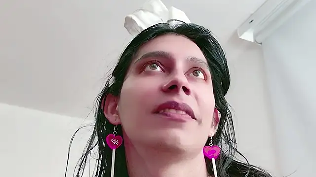 Snapshot of Alexadomina22 chatting on June 12, 2026, 2:16 pm Alexadomina22 online show from June 12, 2026, 2:16 pm
