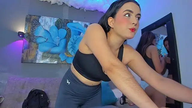 ElizabethAndEliana online show from May 7, 2026, 12:21 pm