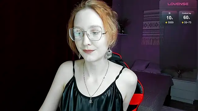 LunaTerry online show from May 26, 2026, 7:59 am