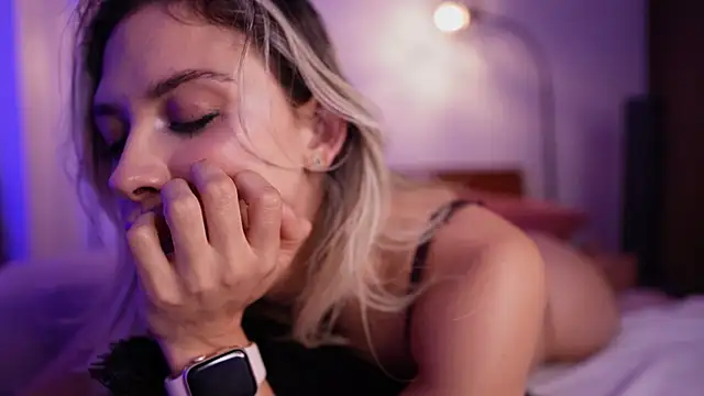 R4-V3N online show from February 7, 2025, 7:29 am