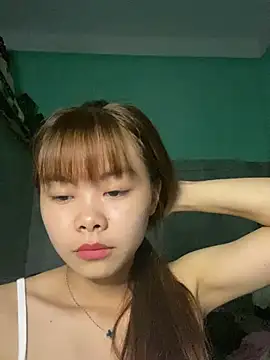 Snapshot of Cry_sexy chatting on August 4, 2026, 2:15 am Cry sexy online show from August 4, 2026, 2:15 am