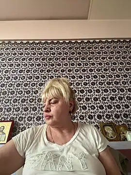 Snapshot of AnastasiaGrey777 chatting on June 18, 2026, 5:30 am AnastasiaGrey777 online show from June 18, 2026, 5:30 am