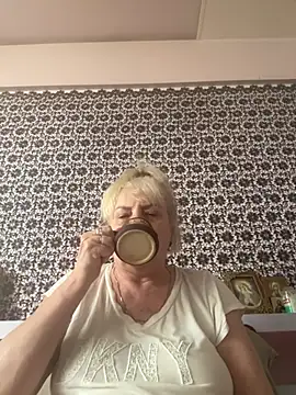 Snapshot of AnastasiaGrey777 chatting on June 29, 2026, 5:03 am AnastasiaGrey777 online show from June 29, 2026, 5:03 am