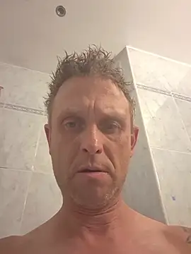 Snapshot of Marcin43w chatting on May 28, 2026, 8:39 pm Marcin43w online show from May 28, 2026, 8:39 pm