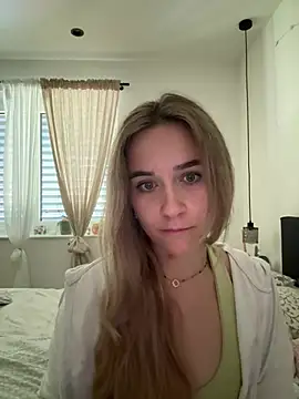 Snapshot of LillyStarr chatting on June 27, 2026, 7:57 am LillyStarr online show from June 27, 2026, 7:57 am