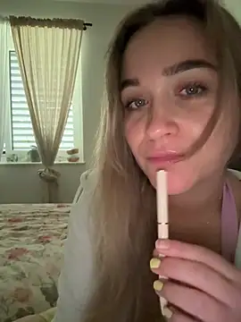 Snapshot of LillyStarr chatting on July 8, 2026, 11:48 am LillyStarr online show from July 8, 2026, 11:48 am