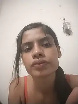 Snapshot of saxywoman chatting on May 23, 2026, 2:43 pm saxywoman online show from May 23, 2026, 2:43 pm