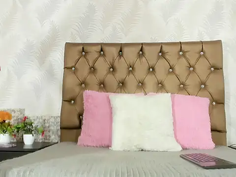 katy carolina online show from May 6, 2026, 7:41 pm