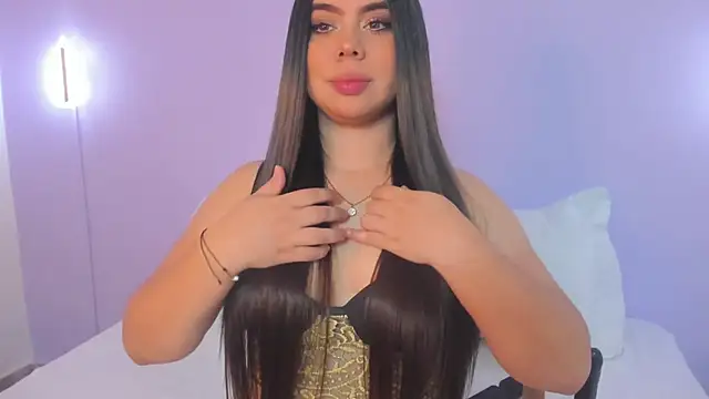 Snapshot of luna_blazze_ chatting on June 27, 2026, 12:33 pm luna blazze online show from June 27, 2026, 12:33 pm