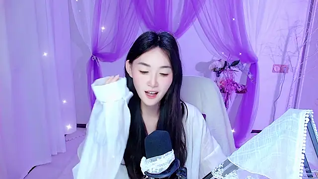 Snapshot of Tili_Lucky chatting on June 30, 2026, 1:39 am Tili Lucky online show from June 30, 2026, 1:39 am