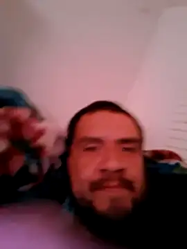 Snapshot of Almircorral2211 chatting on June 19, 2026, 7:45 am Almircorral2211 online show from June 19, 2026, 7:45 am