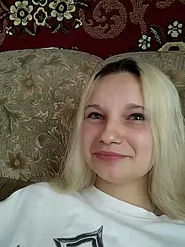 Snapshot of SallyMartinez chatting on July 19, 2026, 10:08 am SallyMartinez online show from July 19, 2026, 10:08 am