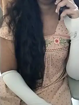 silksmitha- online show from June 9, 2026, 7:53 am
