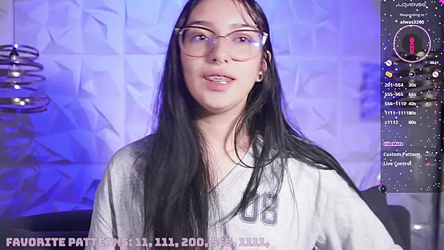 Snapshot of zara_bliss chatting on June 4, 2026, 11:05 am zara bliss online show from June 4, 2026, 11:05 am