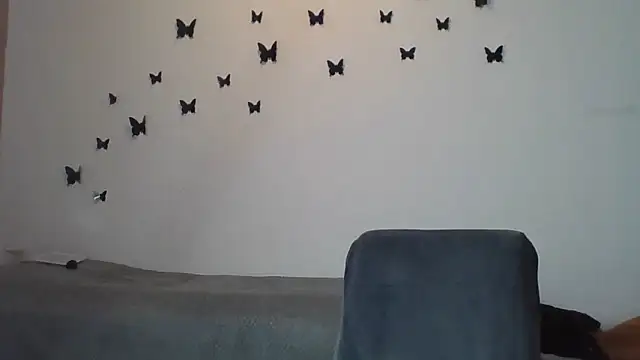 Snapshot of _MiaFlame_ chatting on May 25, 2026, 9:21 pm MiaFlame online show from May 25, 2026, 9:21 pm