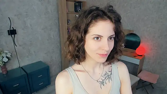 Kimasichka online show from May 25, 2026, 6:08 am