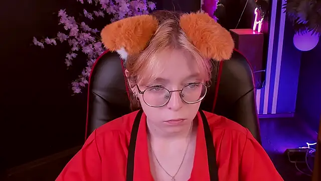 FoxxyyPolly online show from May 25, 2026, 5:24 am