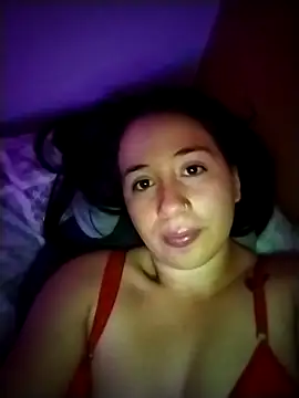 Snapshot of Annie_loveer chatting on June 20, 2026, 6:05 am Annie loveer online show from June 20, 2026, 6:05 am
