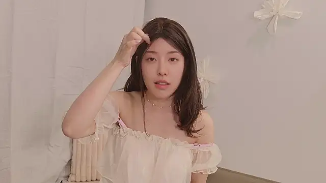Snapshot of sakura-ch- chatting on July 15, 2026, 9:09 pm sakura-ch- online show from July 15, 2026, 9:09 pm