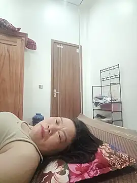 -Lytina- online show from June 7, 2026, 8:01 pm