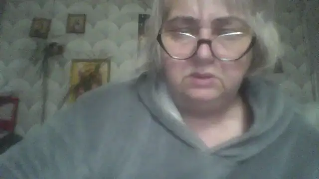 Snapshot of MarinaFarina53 chatting on May 18, 2026, 7:03 am MarinaFarina53 online show from May 18, 2026, 7:03 am