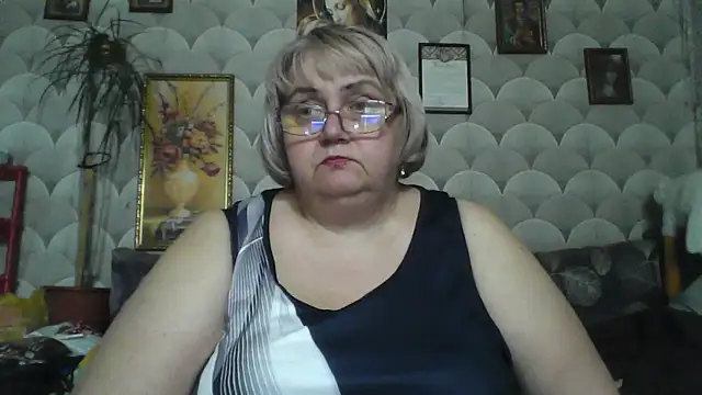 Snapshot of MarinaFarina53 chatting on June 2, 2026, 9:00 am MarinaFarina53 online show from June 2, 2026, 9:00 am