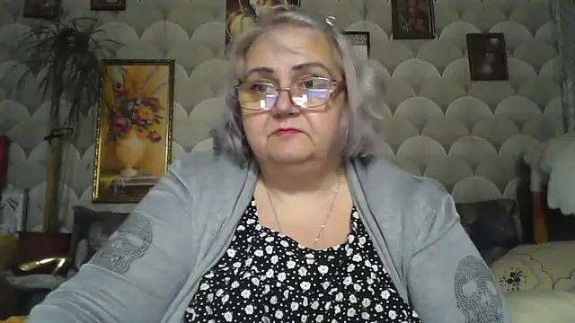 Snapshot of MarinaFarina53 chatting on July 8, 2026, 7:57 am MarinaFarina53 online show from July 8, 2026, 7:57 am