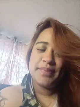 Snapshot of AriaGomez_ chatting on June 4, 2026, 10:38 pm AriaGomez online show from June 4, 2026, 10:38 pm