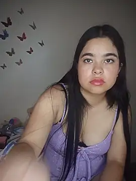 Snapshot of MiiaHott_W chatting on May 24, 2026, 3:06 pm MiiaHott W online show from May 24, 2026, 3:06 pm