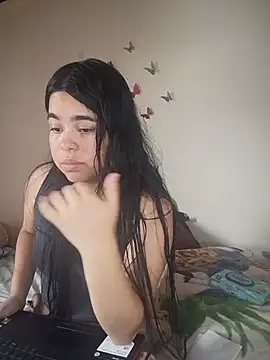 Snapshot of MiiaHott_W chatting on May 29, 2026, 4:27 pm MiiaHott W online show from May 29, 2026, 4:27 pm