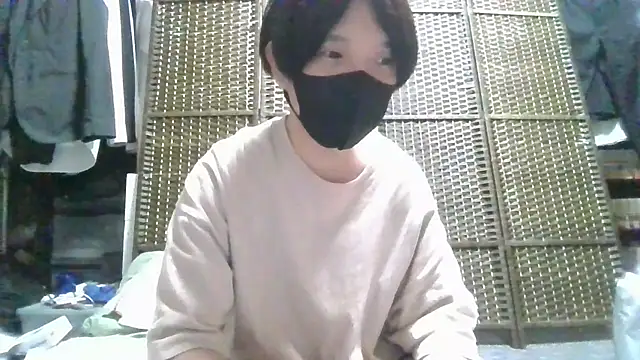 kazupan22 online show from July 15, 2026, 12:10 pm