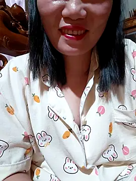 -Trici- online show from July 4, 2026, 4:02 pm