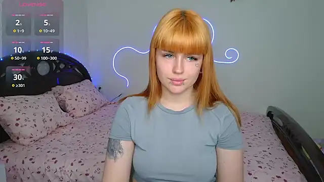 VelvetEmber online show from June 12, 2026, 2:38 pm