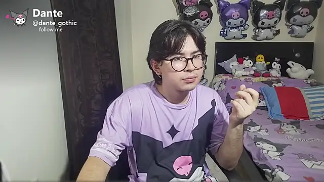 Snapshot of kuromi_boy chatting on May 26, 2026, 4:19 am kuromi boy online show from May 26, 2026, 4:19 am