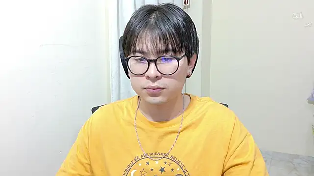 Snapshot of kuromi_boy chatting on June 15, 2026, 4:47 am kuromi boy online show from June 15, 2026, 4:47 am
