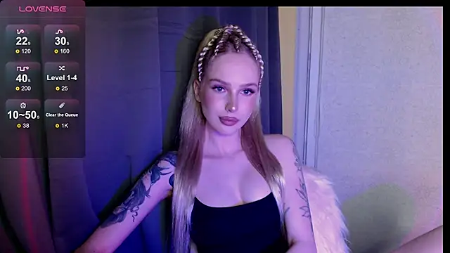 MichelleVelour online show from June 24, 2026, 5:12 pm