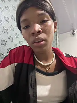 Snapshot of Liss_Love1 chatting on June 28, 2026, 3:01 am Liss Love1 online show from June 28, 2026, 3:01 am