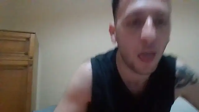VincentZe99 online show from June 20, 2026, 8:44 pm