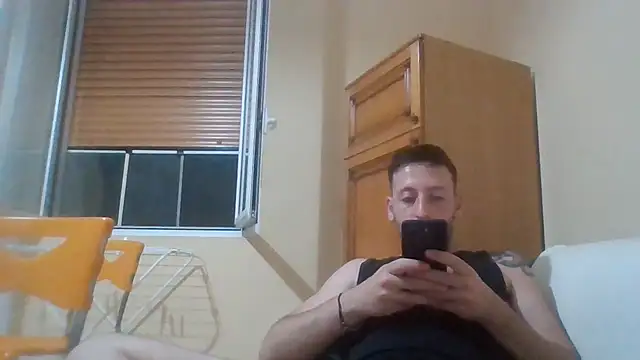 VincentZe99 online show from June 25, 2026, 1:16 am