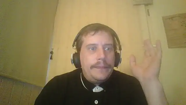 Snapshot of _BouncyBoner_ chatting on May 10, 2026, 5:18 pm BouncyBoner online show from May 10, 2026, 5:18 pm