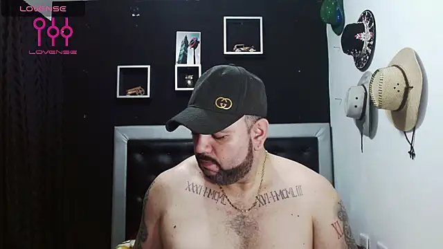 perverseveteranmanxxx online show from December 10, 2024, 10:58 pm