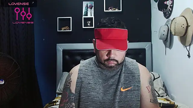 perverseveteranmanxxx online show from December 12, 2024, 9:04 pm