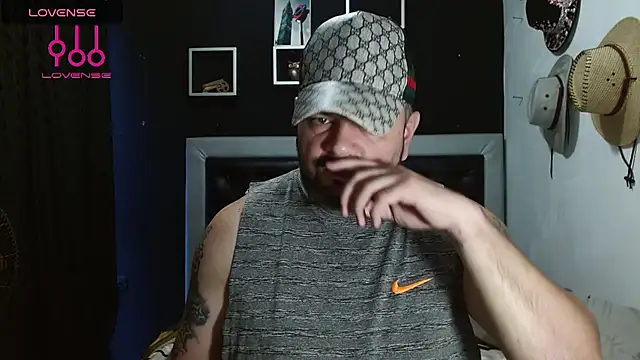 perverseveteranmanxxx online show from December 13, 2024, 5:00 pm