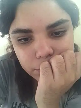 Snapshot of Cliaclara chatting on May 21, 2026, 12:34 pm Cliaclara online show from May 21, 2026, 12:34 pm