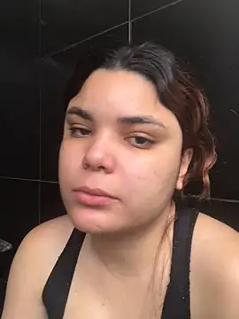Snapshot of Cliaclara chatting on June 11, 2026, 2:04 pm Cliaclara online show from June 11, 2026, 2:04 pm