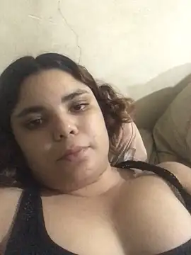 Snapshot of Cliaclara chatting on June 19, 2026, 3:33 am Cliaclara online show from June 19, 2026, 3:33 am