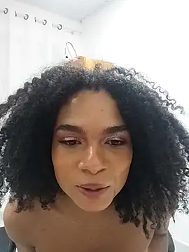 Snapshot of eva_oni chatting on May 11, 2026, 9:56 pm eva oni online show from May 11, 2026, 9:56 pm