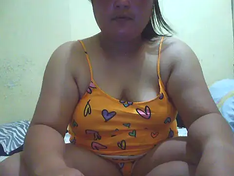xsweetlover69x online show from May 31, 2026, 8:43 am