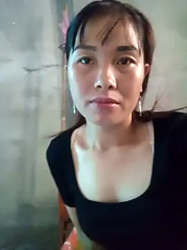 Snapshot of lucat998 chatting on May 13, 2026, 4:43 am lucat998 online show from May 13, 2026, 4:43 am