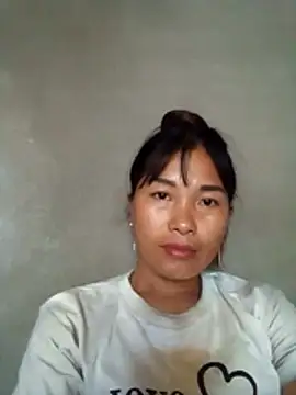 Snapshot of lucat998 chatting on May 14, 2026, 5:14 am lucat998 online show from May 14, 2026, 5:14 am